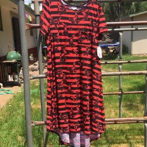 NWT Medium LuLaroe Carly